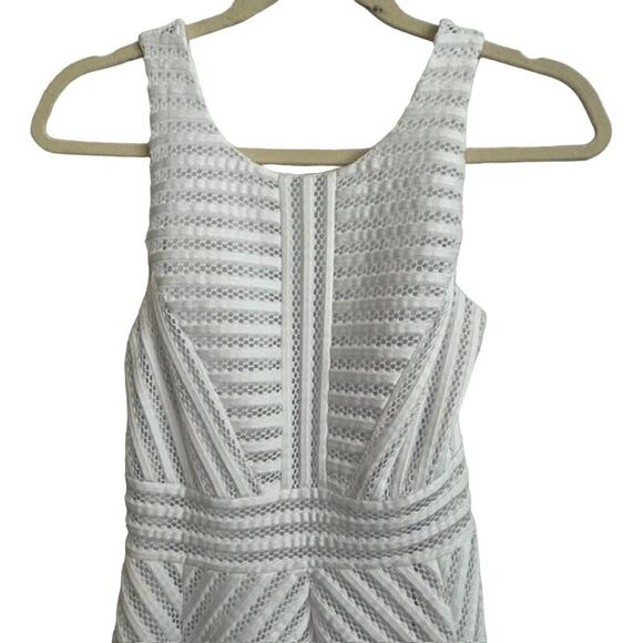 Lilly Pulitzer women's "Tilly Midi Dress" in white. - Picture 2 of 13